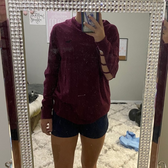 Women’s maroon long sleeve - Picture 4 of 4